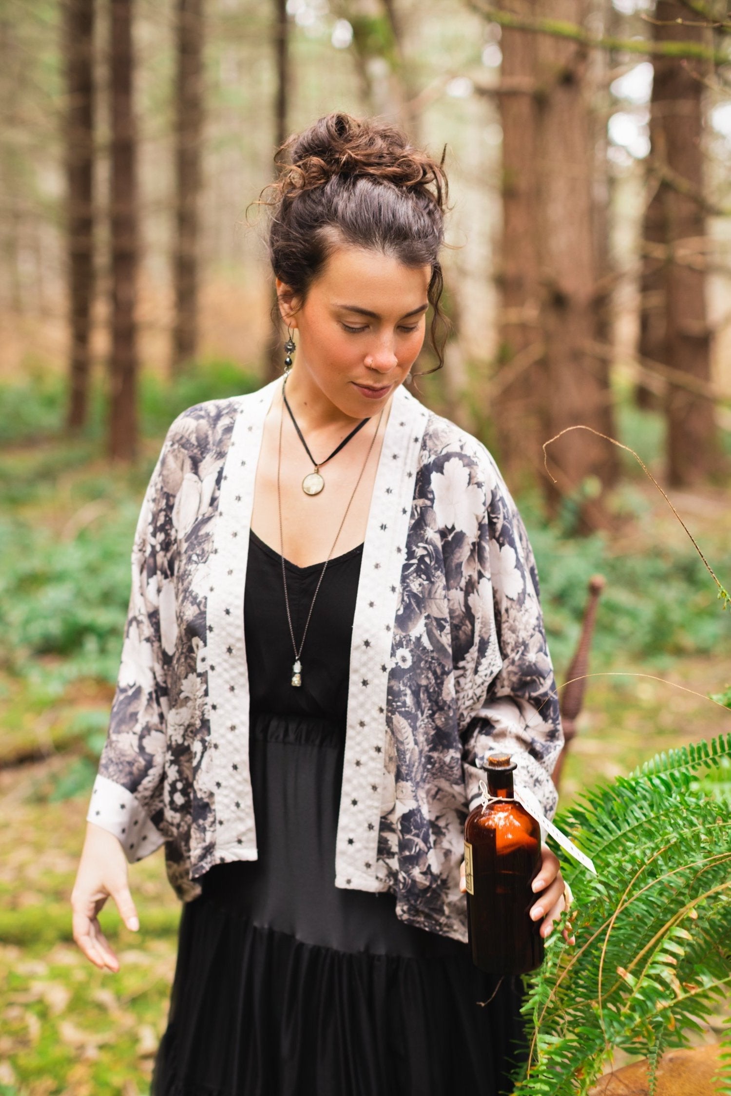 Market Of Stars-Looking Glass Cropped Cardigan