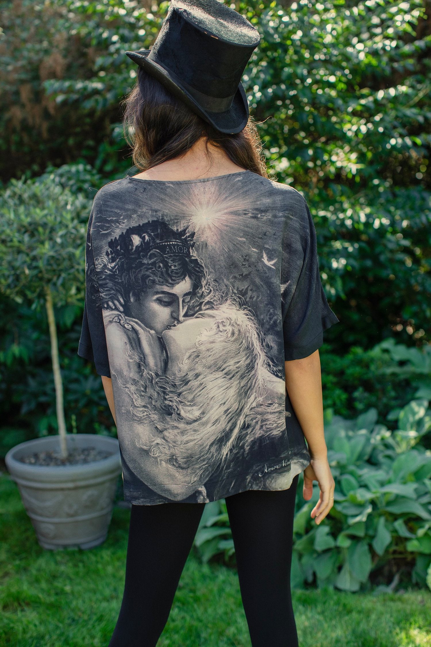 Market Of Stars-Love Conquers All Luxe Tee