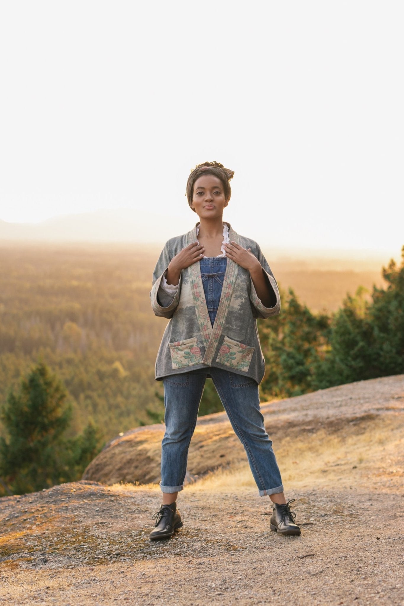 Market Of Stars- Still I Rise Cottage Cardigan