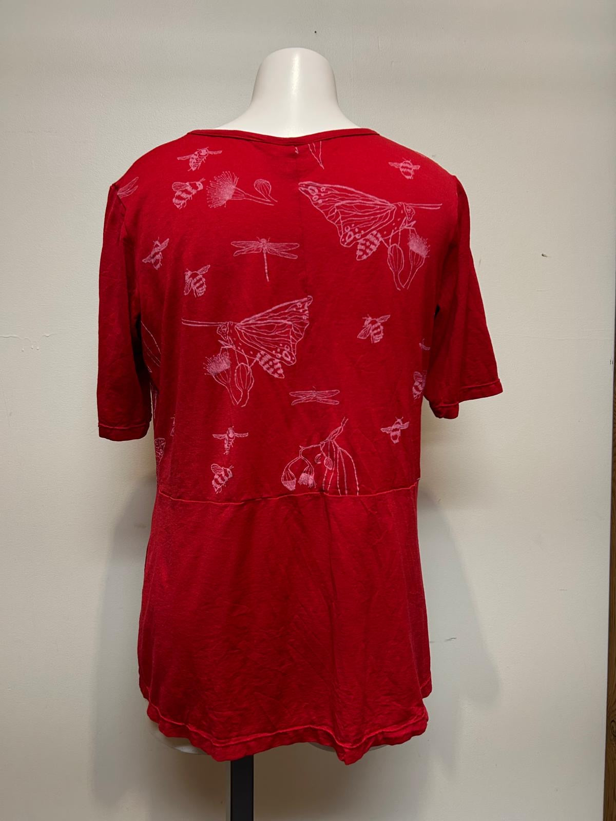 Valia Botanical Garden Tee Red