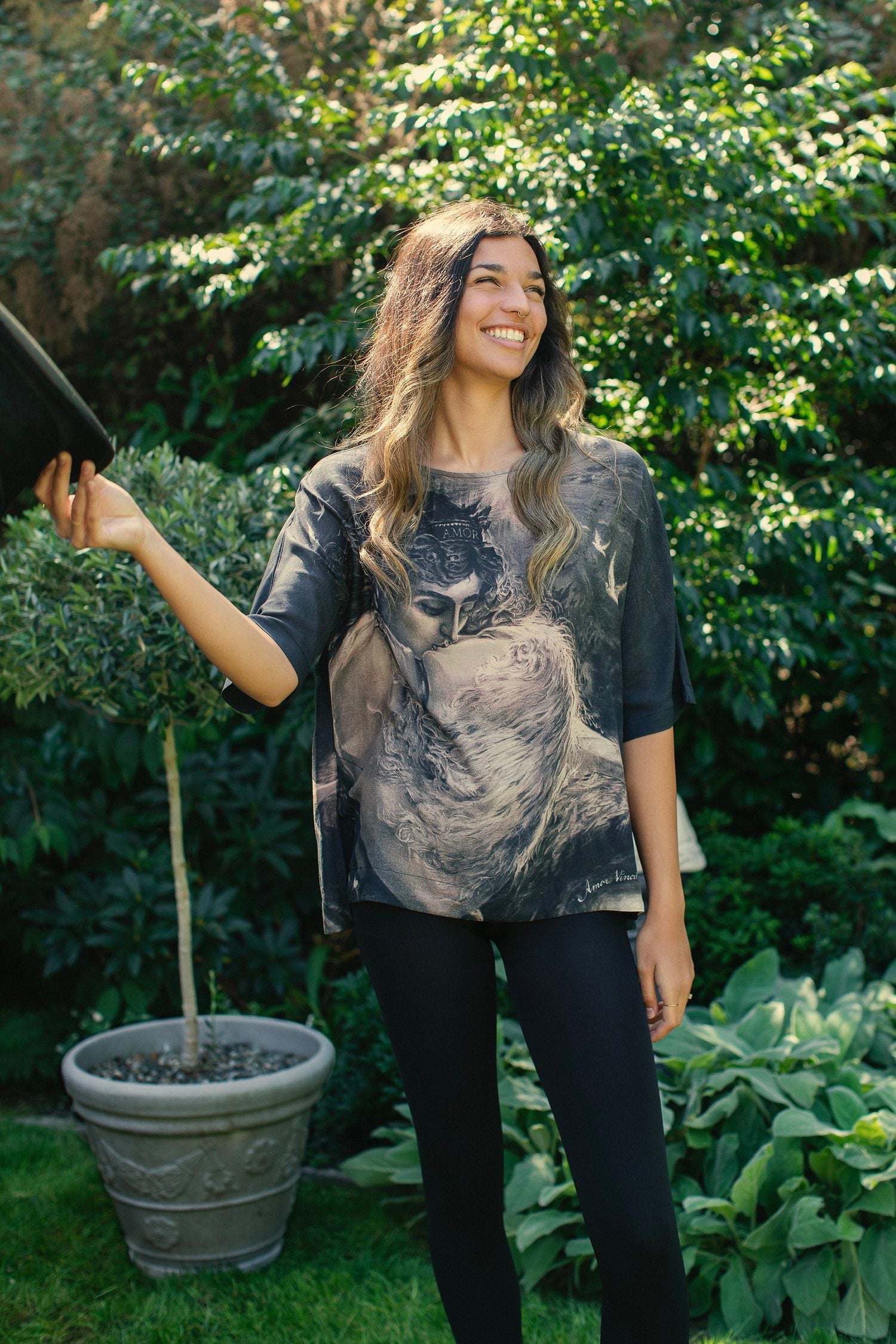 Market Of Stars-Love Conquers All Luxe Tee