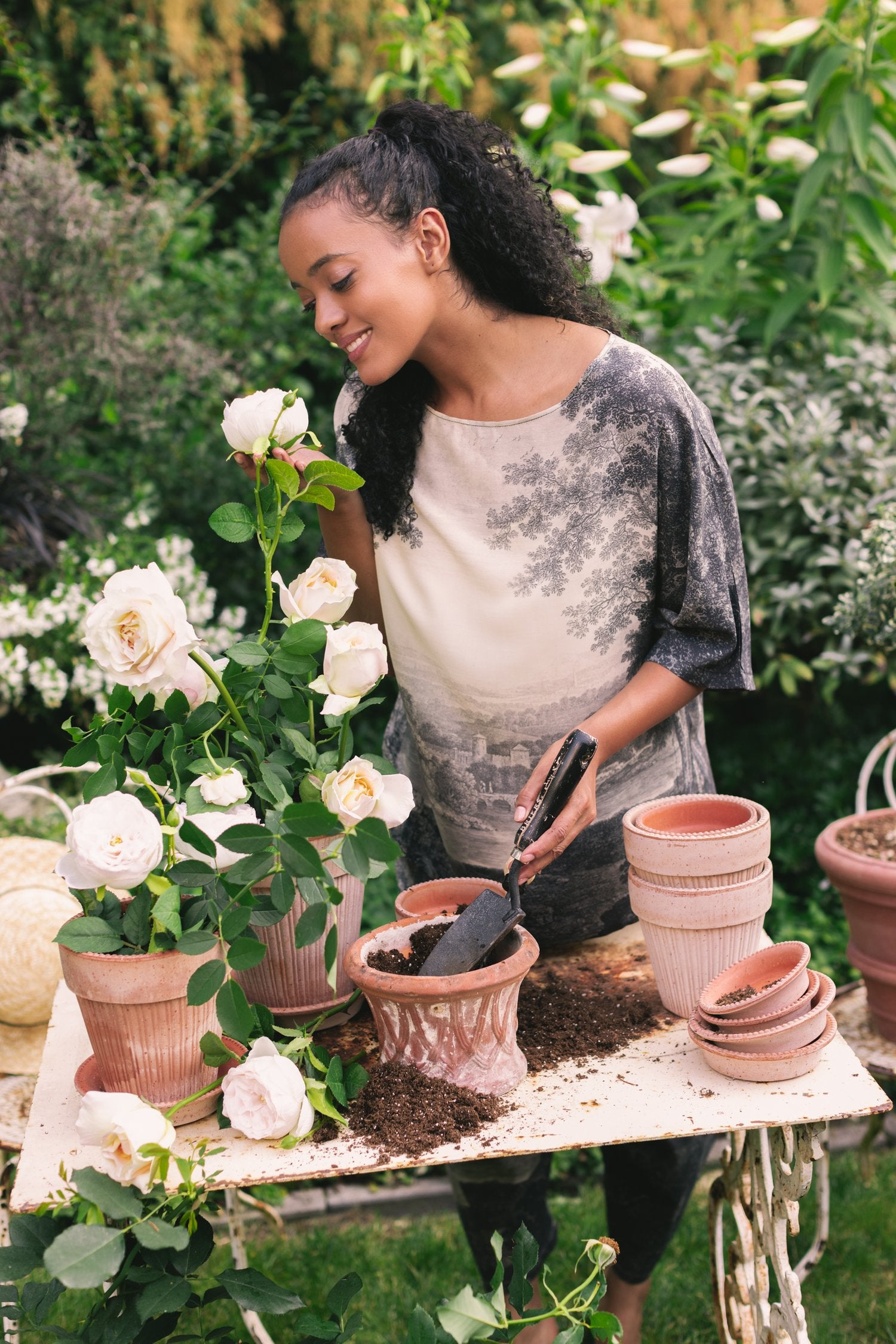 Market Of Stars-Still I Rise Luxe Tee