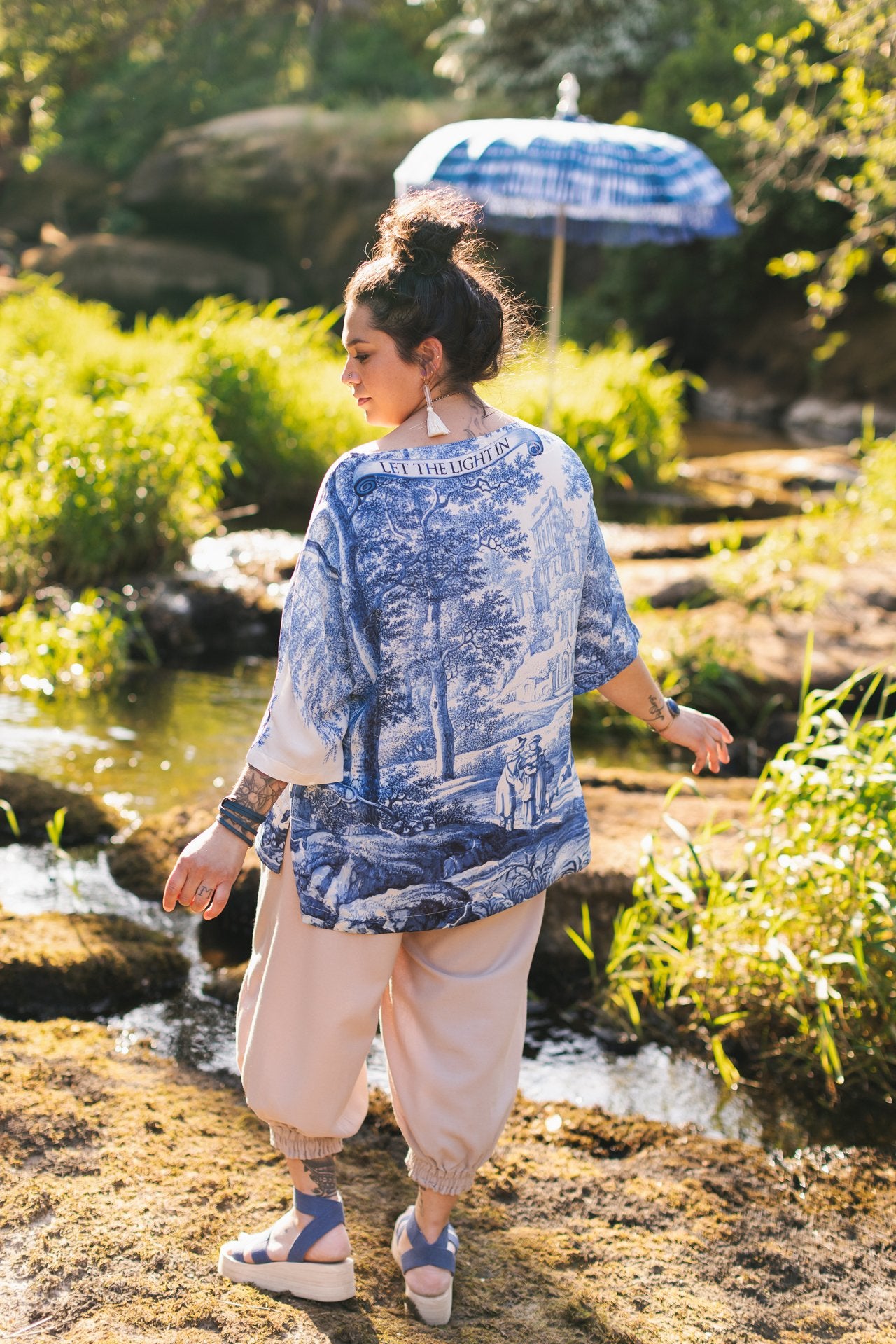Market Of Stars- Let The Light In Luxe Tee