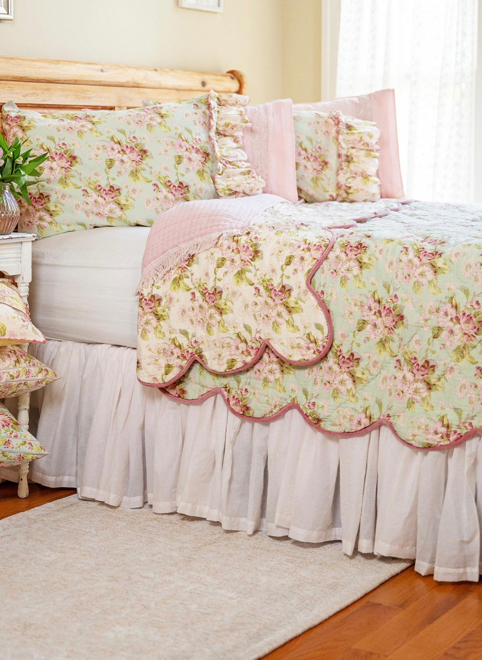 April Cornell Apple Blossom Quilt King