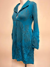 Load image into Gallery viewer, Valia Salome Jacket/Cardigan Teal
