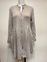 Load image into Gallery viewer, Valia Polka Dot Dixie Coat Taupe
