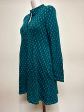 Load image into Gallery viewer, Valia Polka Dot Dixie Coat Emerald
