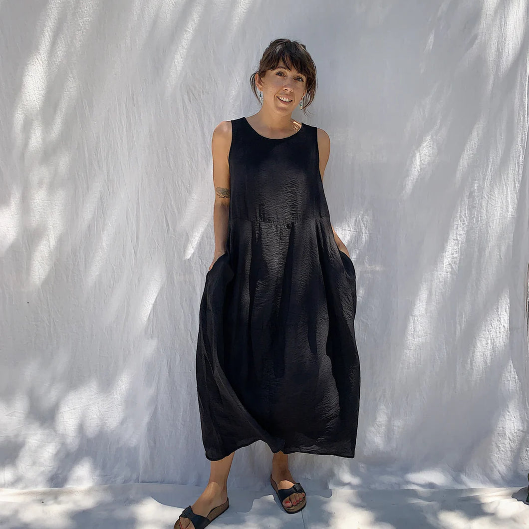 Cut-Loose Linen Bubble Dress Black 100% Linen