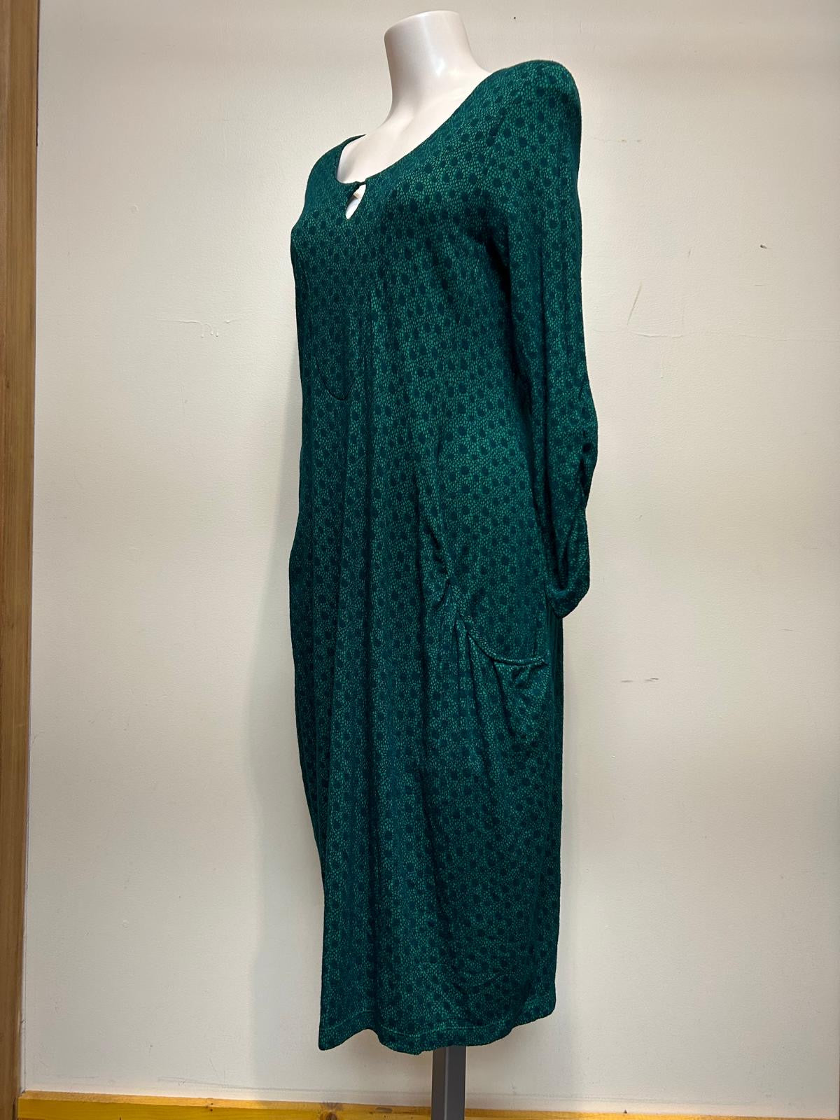 Valia Full Moon Dress Emerald Green Super Deep Pockets