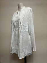 Load image into Gallery viewer, April Cornell Delphine Tunic Plus Size
