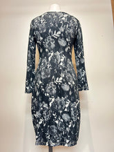 Load image into Gallery viewer, Valia Fitted Floral Dress Black Cream- The Wild Rose
