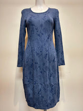 Load image into Gallery viewer, Valia Fitted Floral Dress Marine Blue - The Wild Rose
