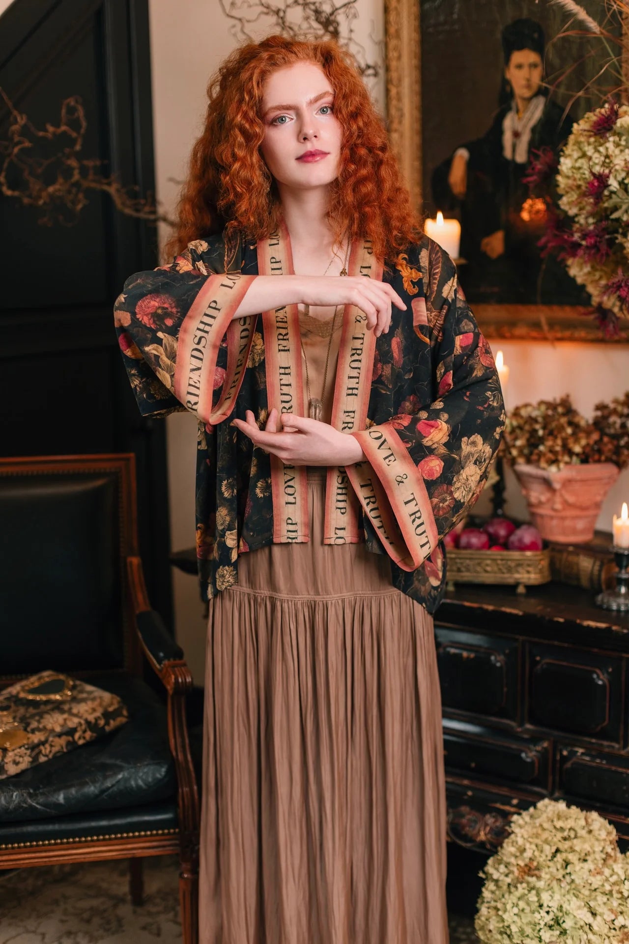 Market Of Stars-Heart of Gold Cropped Cardigan