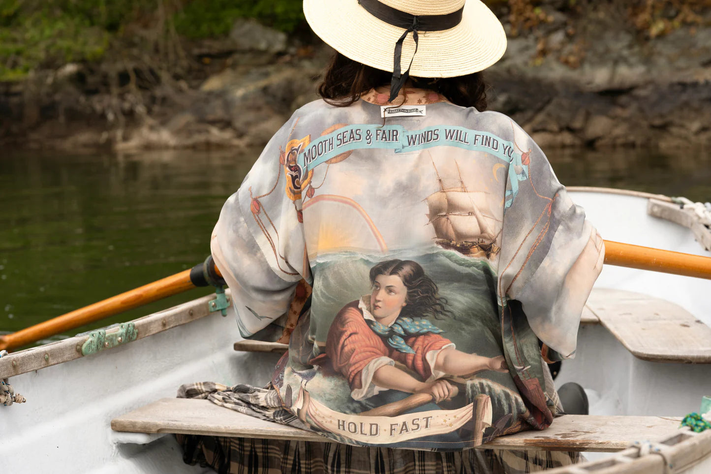 Market Of Stars-Hold Fast Cropped Cardigan