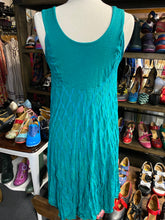 Load image into Gallery viewer, EVELINE STREET ONE SIZE MERINO JACQUARD SWING DRESS TUNIC-GREEN FLASH GREEN TREE-FOILS
