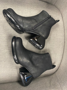 Fluevog Etta Black