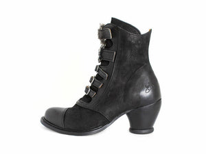 Fluevog East End Lakewood Buckled Ankle Boots Black no