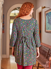 Load image into Gallery viewer, April Cornell Greta Tunic Regular-Plus Sizes
