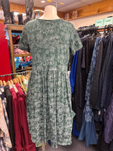 Load image into Gallery viewer, Valia Alice Dress Green
